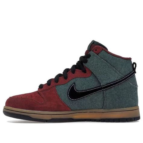 goofy nike dunks|nike sb dunk 305050 305.